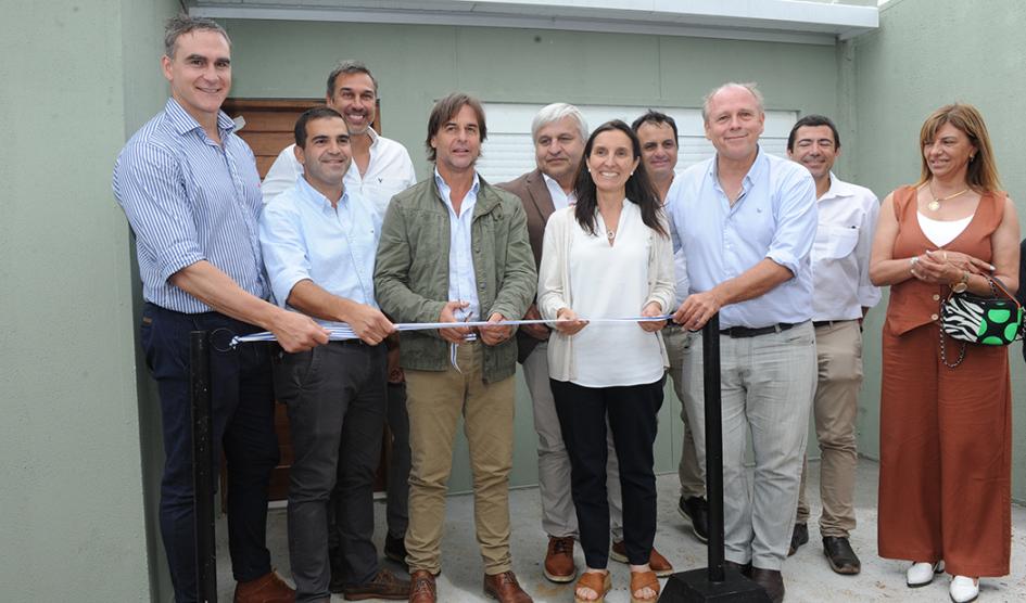 Lacalle Pou inaugura 15 viviendas del Avanzar