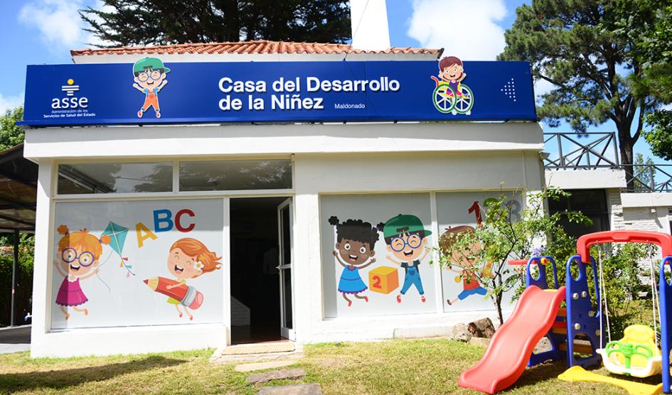 Fachada de la Casa del Desarrollo de la Niñez de Maldonado Fachada de la Casa del Desarrollo de la Niñez de Maldonado