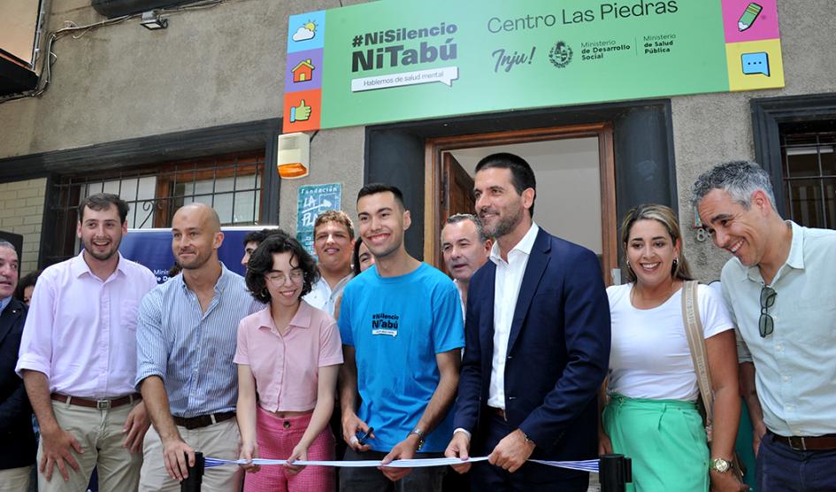 Inauguración de Centro Ni Silencio Ni Tabú