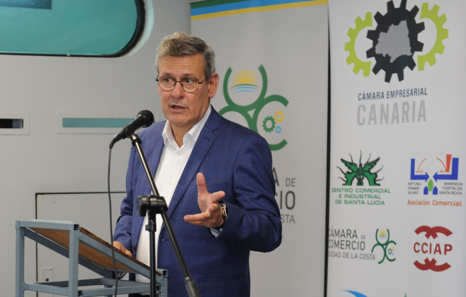 Jorge Díaz diserta en la Cámara de Comercio de Ciudad de la Costa