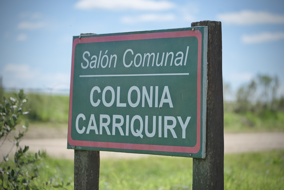Cartel Colonia Carriquiry
