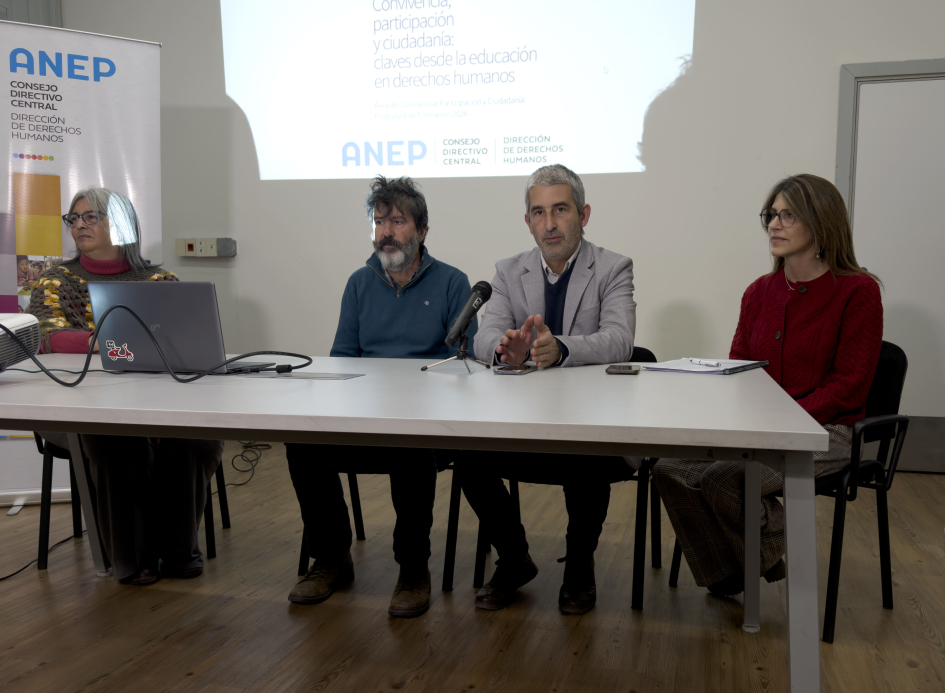 Pablo Caggiani y Nilia Viscardi presentan nuevo curso sobre convivencia en centros de estudio