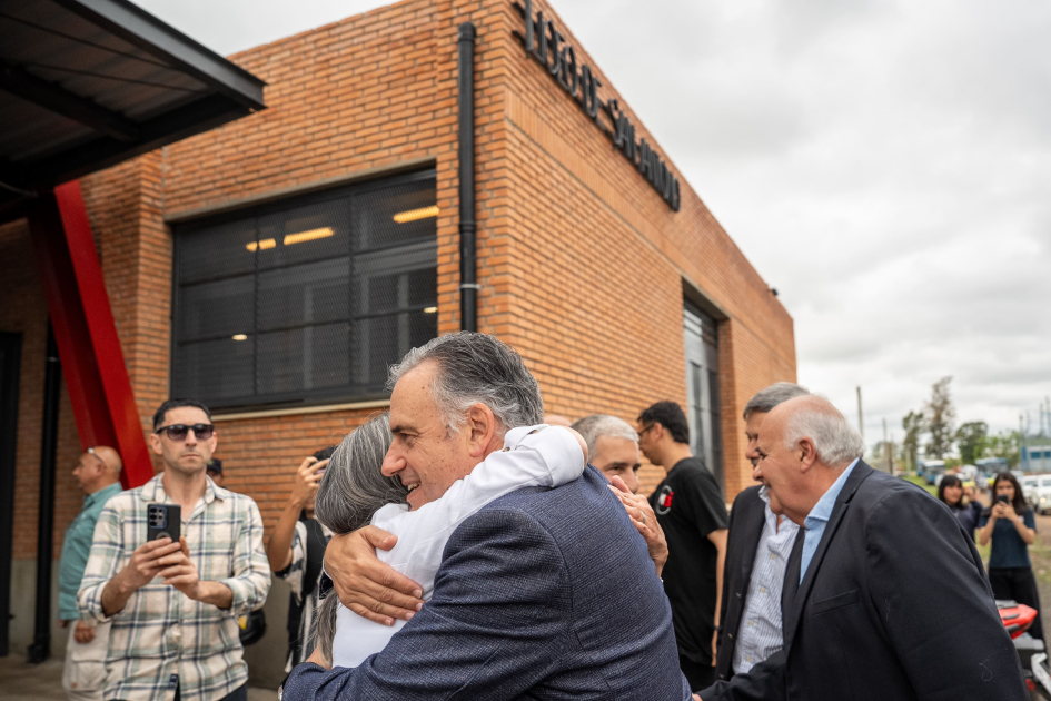Presidente Orsi en el liceo rural de San Antonio, Salto