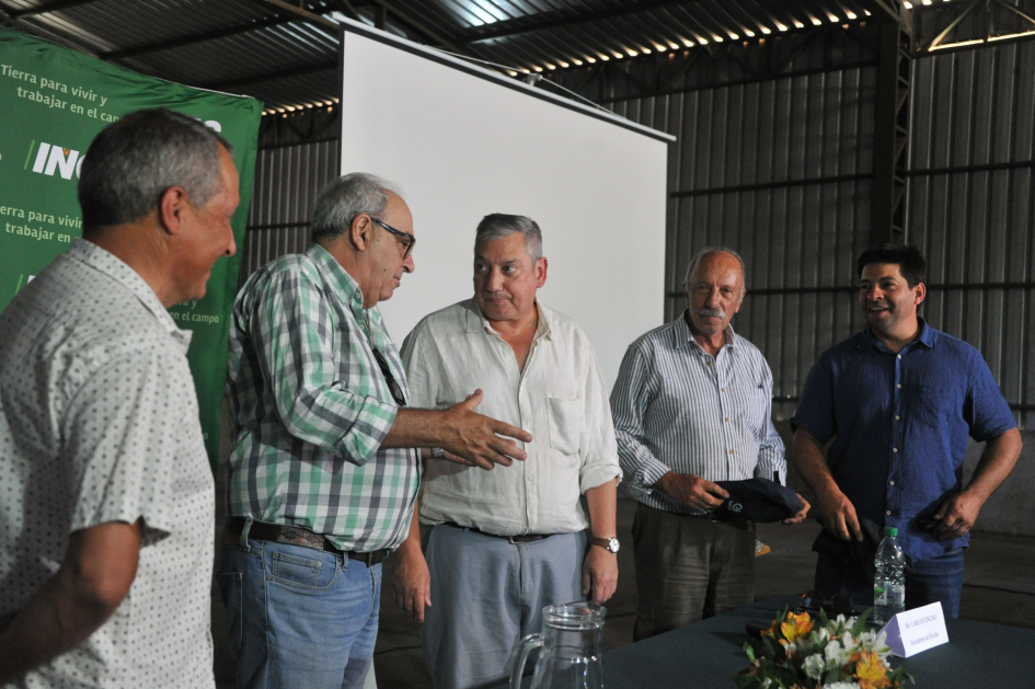 Autoridades en exestancia María Dolores