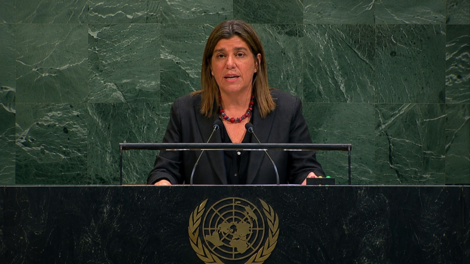 Tamara Paseyro en el hemiciclo de la Asamblea General de la ONU