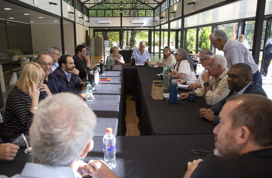 Reunión de gabinete en Suárez y Reyes