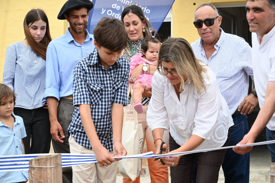 Entrega de viviendas en Sarandí del Yí, Durazno