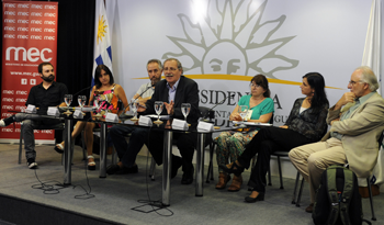 Presentación de fascículos de la colección "Nuestro Tiempo" Presentación de fascículos de la colección "Nuestro Tiempo"