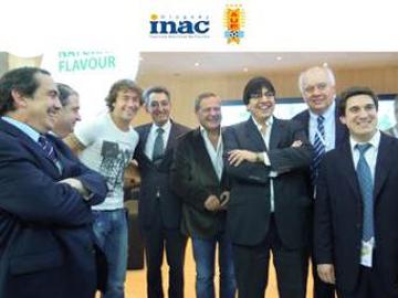 Autoridades y Diego Lugano Autoridades y Diego Lugano
