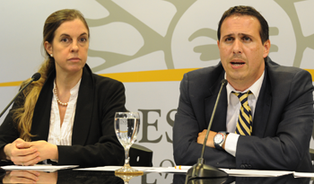 Prosecretario Cánepa y gerenta de Comunicaciones de Montes de Plata, Carolina Moreira Prosecretario Cánepa y gerenta de Comunicaciones de Montes de Plata, Carolina Moreira