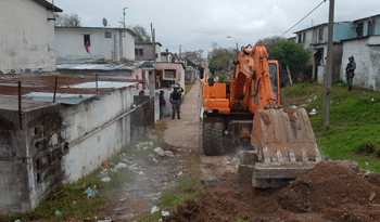 Demoliciones en barrio Casavalle, Montevideo (foto de Unicom) Demoliciones en barrio Casavalle, Montevideo (foto de Unicom)