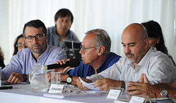 Jorge Rucks presenta la Iniciativa por el Río Negro Jorge Rucks presenta la Iniciativa por el Río Negro