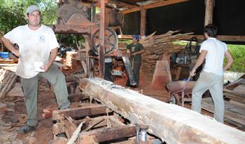 Jóvenes en busca de trabajo independiente Jóvenes en busca de trabajo independiente