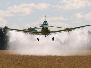 Avión fumigador Avión fumigador