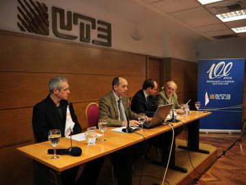 Representantes del Ministerio de Industria, UTE y de Banco Itáu Representantes del Ministerio de Industria, UTE y de Banco Itáu