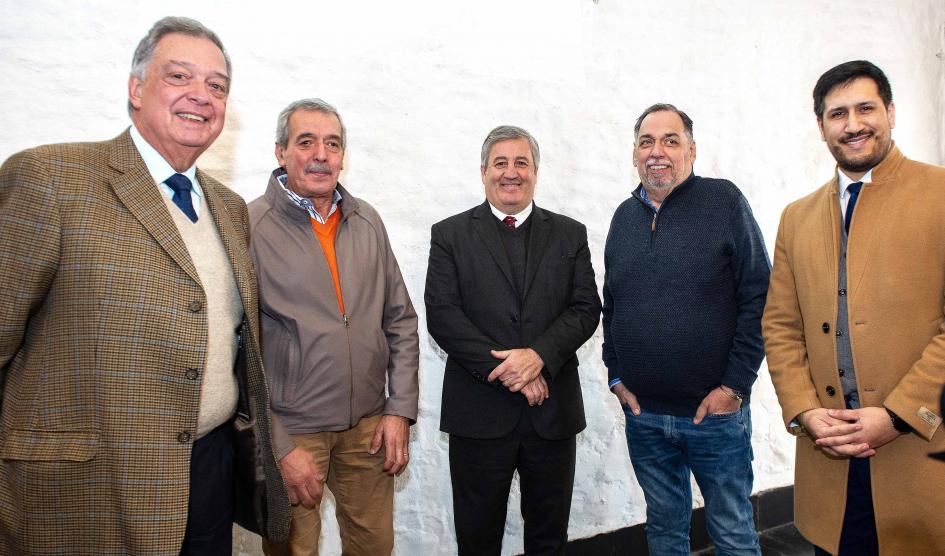 Mattos y autoridades