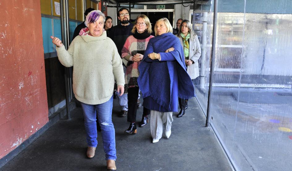 Presidenta de la República en ejercicio, Beatriz Argimón, durante la recorrida por el centro Presidenta de la República en ejercicio, Beatriz Argimón, durante la recorrida por el centro