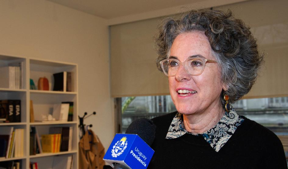 Directora de Cultura del MEC, Mariana Wainstein, durante la entrevista con Comunicación Presidencial Directora de Cultura del MEC, Mariana Wainstein, durante la entrevista con Comunicación Presidencial