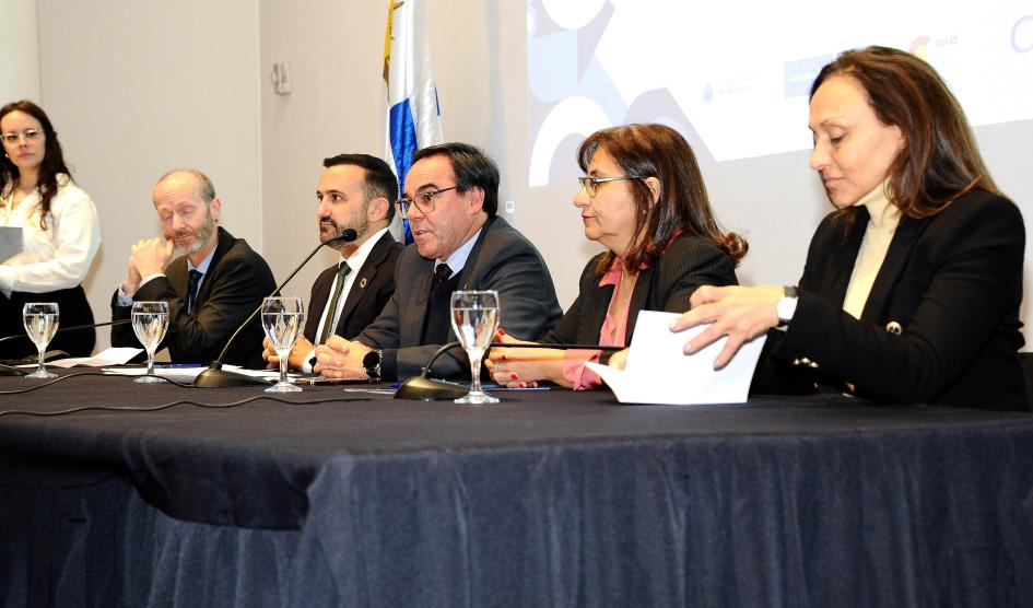 Autoridades de Ambiente, AECID y AUCI