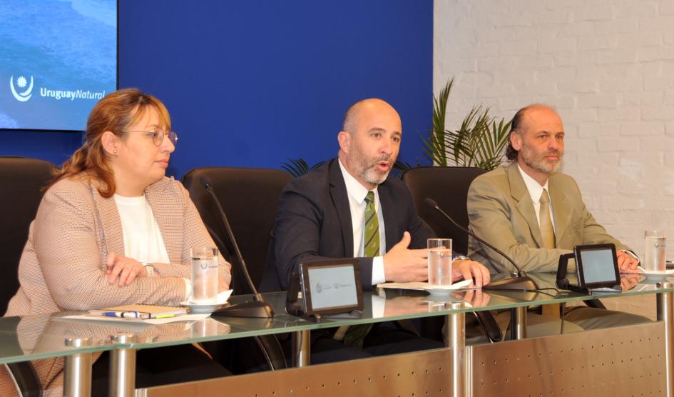Autoridades del Miem presentan Fondo para propuestas turísticas