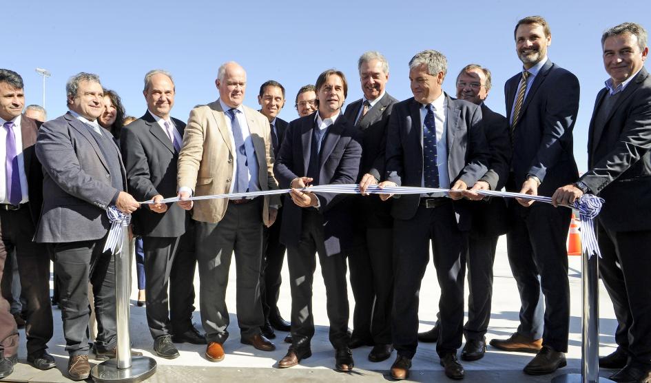 Lacalle Pou inauguró Puerto de Capurro