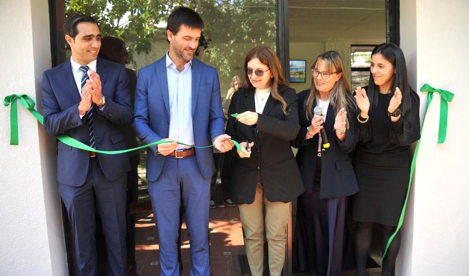 Inauguración casa de medio camino en Montevideo