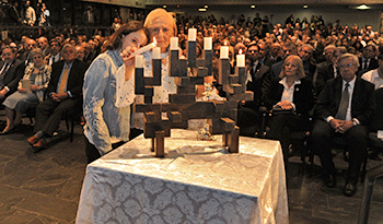 Ministros Danilo Astori y Carolina Cosse, y María Auxiliadora Delgado, en aniversario de la Noche de los Cristales Rotos Ministros Danilo Astori y Carolina Cosse, y María Auxiliadora Delgado, en aniversario de la Noche de los Cristales Rotos