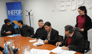 Firma de acuerdo entre Inefop y Cinterfor/OIT Firma de acuerdo entre Inefop y Cinterfor/OIT