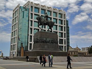 Fachada de la Torre Ejecutiva Fachada de la Torre Ejecutiva
