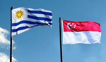 Bandera de Uruguay y Singapur Bandera de Uruguay y Singapur