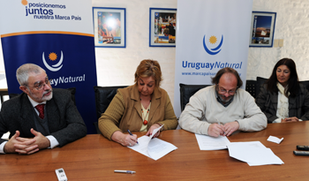 Firma de acuerdo entre Olesker y Kechichián Firma de acuerdo entre Olesker y Kechichián