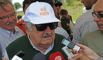 El Presidente José Mujica en rueda de prensa El Presidente José Mujica en rueda de prensa