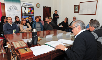 Subsecretario Enzo Benech con organizaciones sociales de Río Negro