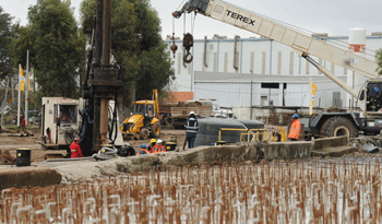 Trabajo a pleno en obras del Puerto Sauce, en Juan Lacaze