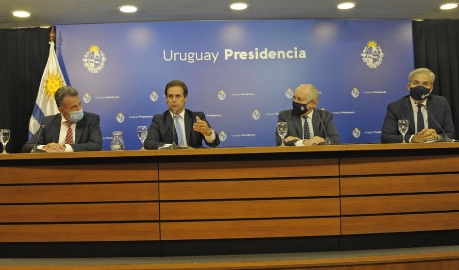Presidente Lacalle Pou y autoridades Presidente Lacalle Pou y autoridades