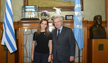 El presidente en ejercicio de Uruguay, Danilo Astori, junto a la actriz británica Emma Watson El presidente en ejercicio de Uruguay, Danilo Astori, junto a la actriz británica Emma Watson
