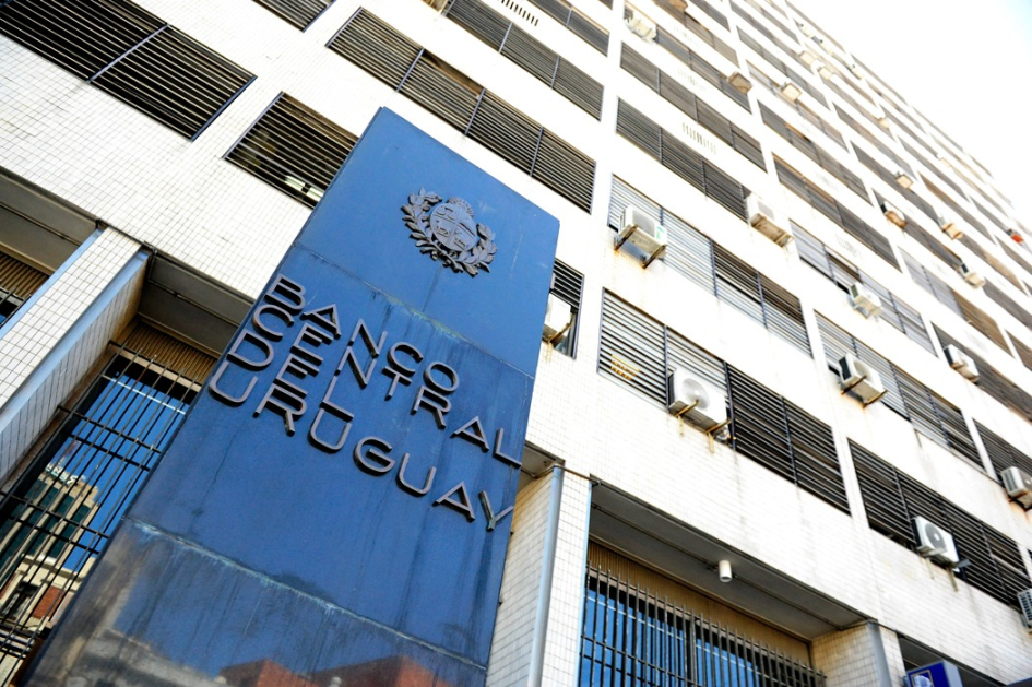 Sede del Banco Central del Uruguay. Sede del Banco Central del Uruguay.