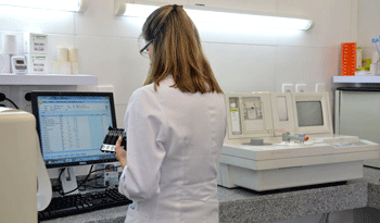 Nuevo laboratorio de análisis clínicos del hospital de Flores Nuevo laboratorio de análisis clínicos del hospital de Flores