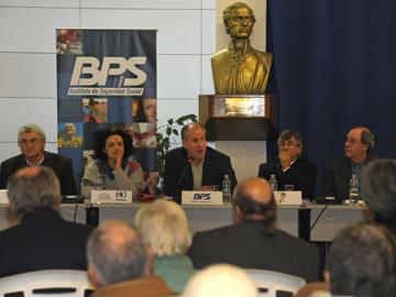 Banco de Previsión Social y la Cámara de Alimentación lanzaron campaña “La edad no quita derechos” Banco de Previsión Social y la Cámara de Alimentación lanzaron campaña “La edad no quita derechos”