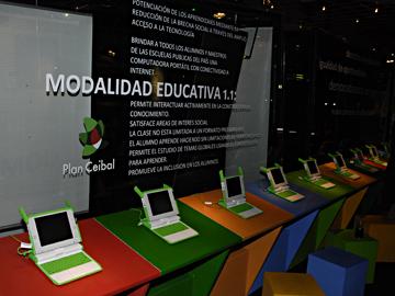 Computadoras del Plan Ceibal Computadoras del Plan Ceibal