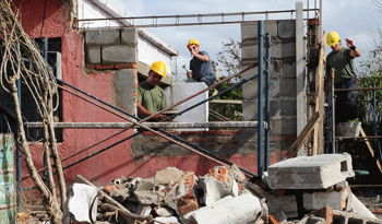 Obras de reconstrucción de Dolores Obras de reconstrucción de Dolores