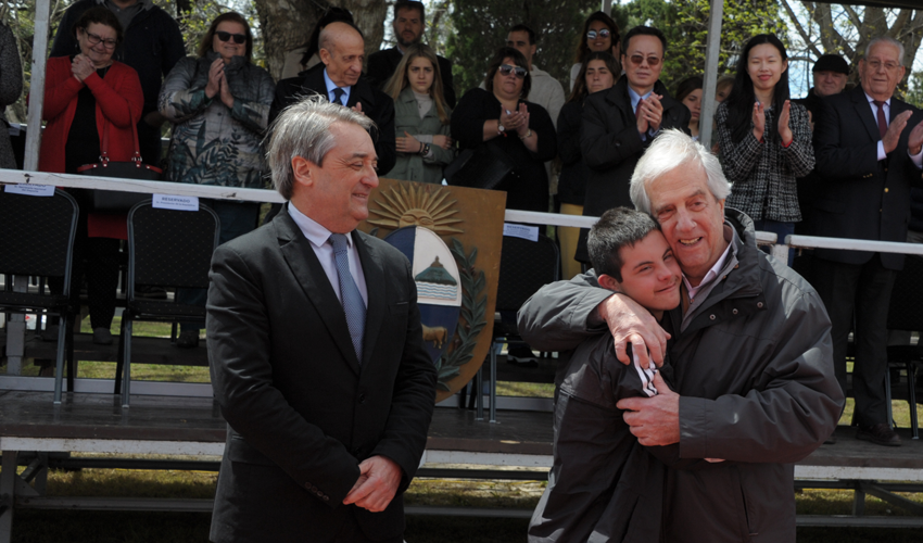 Tabaré Vázquez asistió a Juegos Paradeportivos Nacionales Tabaré Vázquez asistió a Juegos Paradeportivos Nacionales