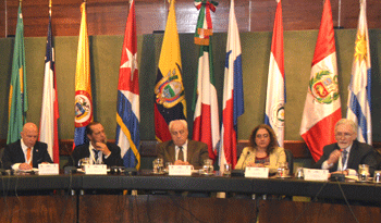 Ministro Víctor Rossi, en II Seminario Hemisférico sobre Legislación Marítima-Portuaria Ministro Víctor Rossi, en II Seminario Hemisférico sobre Legislación Marítima-Portuaria