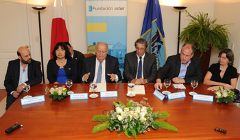 Reunión de autoridades en el Ministerio de Trabajo para firmar convenio Reunión de autoridades en el Ministerio de Trabajo para firmar convenio