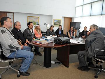 Presidente reunido con estudiantes de Melo