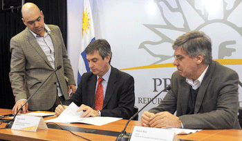 Director de OPP, Álvaro García, y decano de la FHUCE, Álvaro Rico Director de OPP, Álvaro García, y decano de la FHUCE, Álvaro Rico