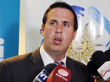 Prosecretario Diego Cánepa en declaraciones a la prensa Prosecretario Diego Cánepa en declaraciones a la prensa
