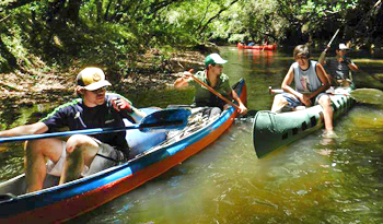 Canotaje en río Queguay Canotaje en río Queguay