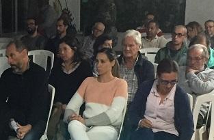 Auditorio en la presentación pública del proyecto, en La Paloma