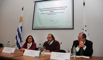 Ministro Daniel Olesker, María José Bagnato del MIDES y presidente del BPS, Ernesto Murro presentaron encuesta sobre discapacidad Ministro Daniel Olesker, María José Bagnato del MIDES y presidente del BPS, Ernesto Murro presentaron encuesta sobre discapacidad